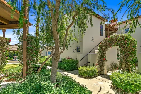 48788 Classic Dr, La Quinta, CA 92253