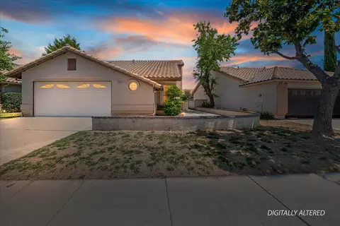 962 Oakland Hills Dr, Banning, CA 92220