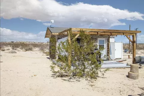 Exterior - 63637 Gemini Rd, Joshua Tree, CA 92252 photo 8 of 8
