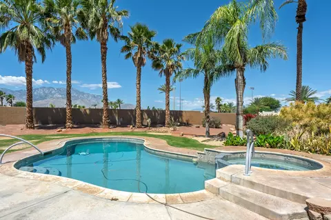 69544 Northhampton Ave, Cathedral City, CA 92234