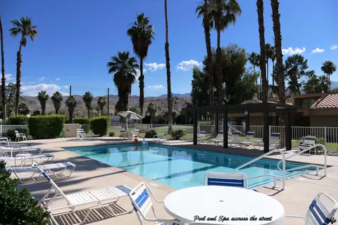7500 Regency Dr, Palm Springs, CA 92264