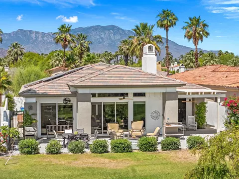 670 Mesa Grande Dr, Palm Desert, CA 92211