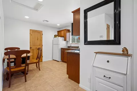 Entry Way - 41050 Yucca Ln, Bermuda Dunes, CA 92203 photo 2 of 2