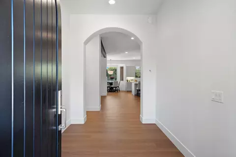 Entry Way - 41050 Yucca Ln, Bermuda Dunes, CA 92203 photo 1 of 2