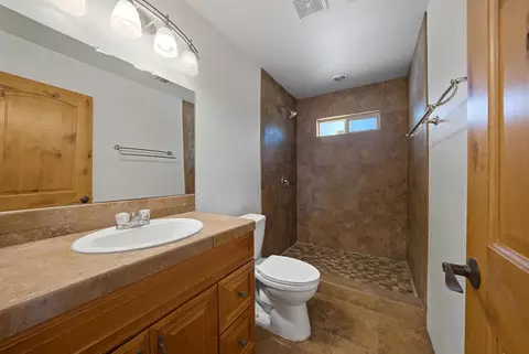 Bath - 41050 Yucca Ln, Bermuda Dunes, CA 92203 photo 7 of 7