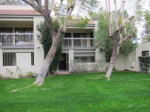 353 E Via Escuela, Palm Springs, CA 92262