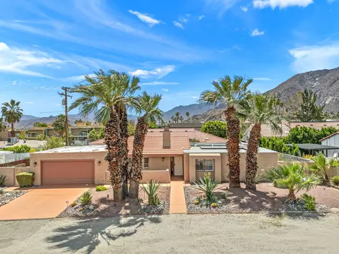 377 Cabrillo Rd, Palm Springs, CA 92262