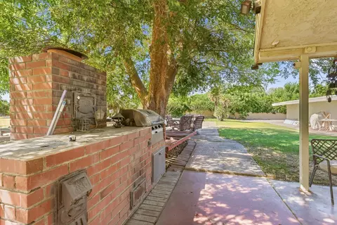 Exterior - 41441 Yucca Ln, Bermuda Dunes, CA 92203 photo 6 of 10