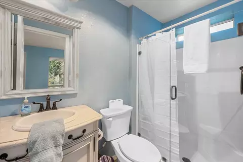 Bath - 43546 Bow Canyon Rd, Big Bear Lake, CA 92315 photo 1 of 2