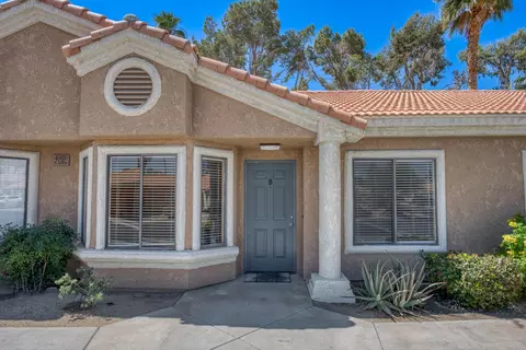 40800 Breezy Pass Rd, Palm Desert, CA 92211