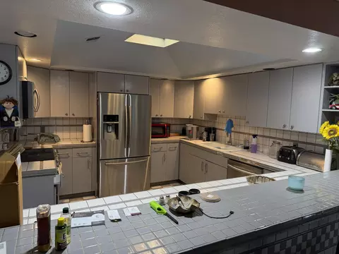 Kitchen - 49027 Hibiscus Dr, Morongo Valley, CA 92256 photo 1 of 5