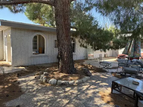 Exterior - 49027 Hibiscus Dr, Morongo Valley, CA 92256 photo 3 of 10