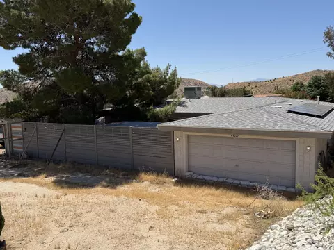 49027 Hibiscus Dr, Morongo Valley, CA 92256