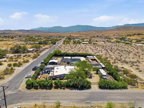 19055 Vee Bee Rd, Desert Hot Springs, CA 92241