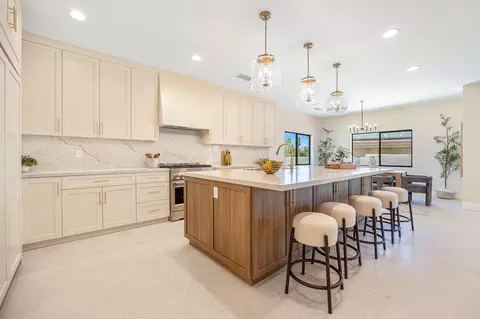 Kitchen - 79150 Buff Bay Ct, Bermuda Dunes, CA 92203 photo 6 of 7