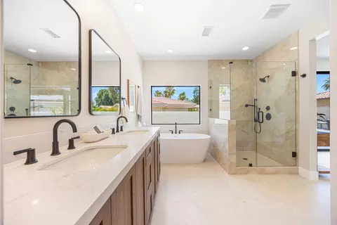 Bath - 79150 Buff Bay Ct, Bermuda Dunes, CA 92203 photo 5 of 7