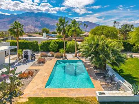 3450 E Chia Rd, Palm Springs, CA 92262