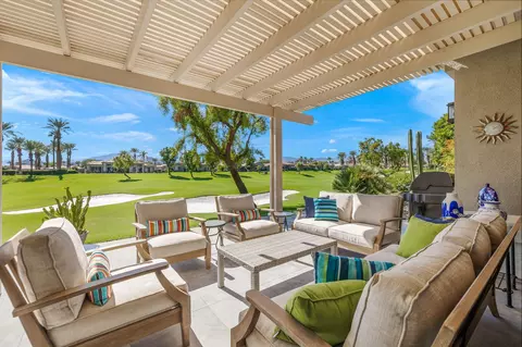 745 Box Canyon Trl, Palm Desert, CA 92211