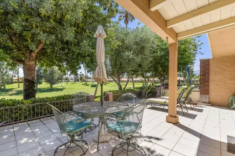 112 Giralda Cir, Palm Desert, CA 92260