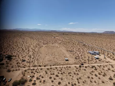 971 Center, Joshua Tree, CA 92252 photo 3