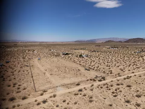 971 Center, Joshua Tree, CA 92252 photo 6