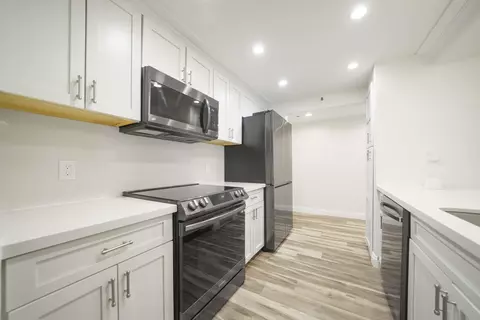 600 W 9th St, Los Angeles, CA 90015