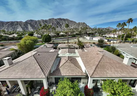 View/Area - 54564 Oak Tree, La Quinta, CA 92253 photo 5 of 6