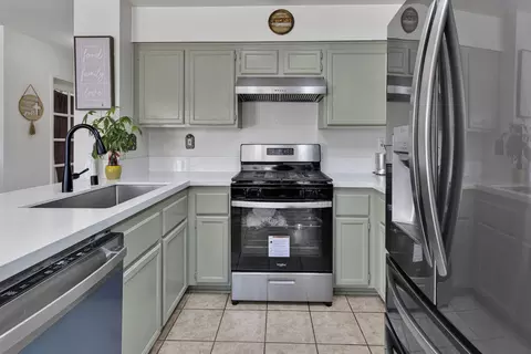 Kitchen - 15159 Park Way, Adelanto, CA 92301 photo 2 of 3