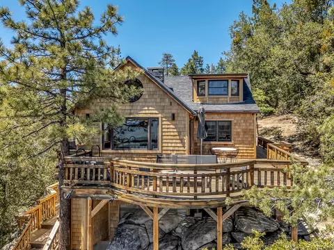 53220 Rockmere Dr, Idyllwild, CA 92549