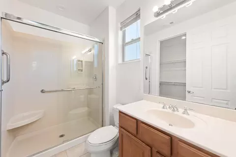 Bath - 41480 Via Arleta, Indio, CA 92203 photo 2 of 2