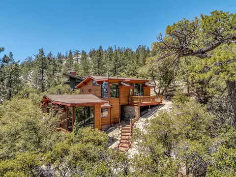 54720 Falling Leaf Dr, Idyllwild, CA 92549