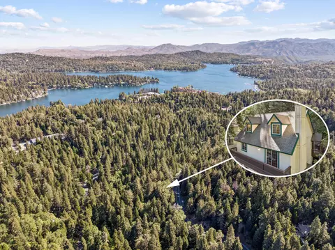 27831 Rainbow Dr, Lake Arrowhead, CA 92352