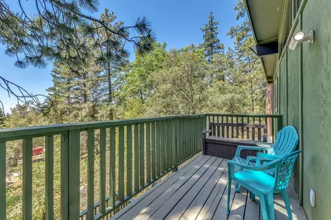 Exterior - 25595 Glen Rd, Idyllwild, CA 92549 photo 11 of 16