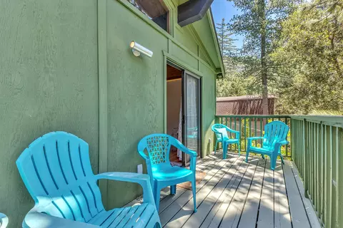 Exterior - 25595 Glen Rd, Idyllwild, CA 92549 photo 12 of 16