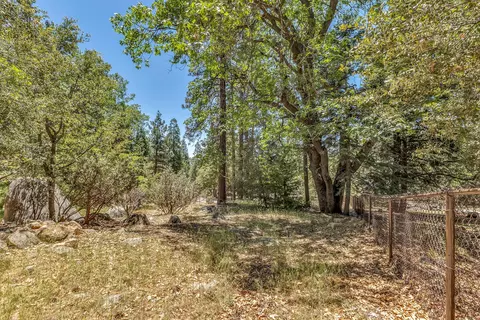 Exterior - 25595 Glen Rd, Idyllwild, CA 92549 photo 13 of 16