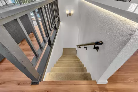 Entry Way - 25595 Glen Rd, Idyllwild, CA 92549 photo 2 of 2