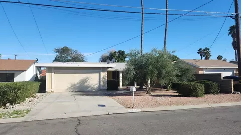 43320 Texas Ave, Palm Desert, CA 92211