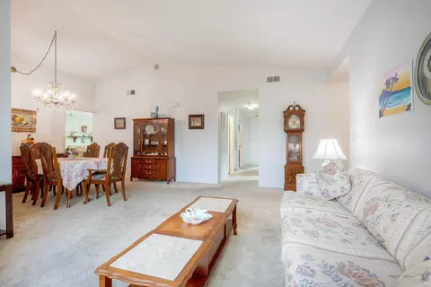 Living - 218 Saguaro Pl, Oceanside, CA 92057 photo 3 of 7