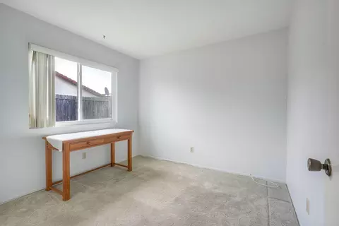 Bedroom - 218 Saguaro Pl, Oceanside, CA 92057 photo 2 of 6