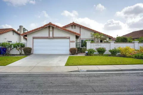 Exterior - 218 Saguaro Pl, Oceanside, CA 92057 photo 1 of 7