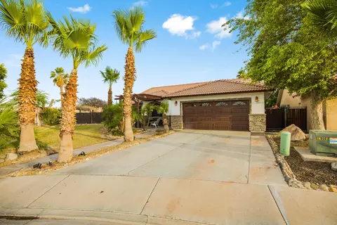 Exterior - 1850 Silver Spur Dr, Imperial, CA 92251 photo 6 of 15