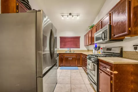 Kitchen - 1850 Silver Spur Dr, Imperial, CA 92251 photo 3 of 3