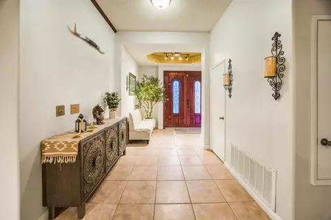 Entry Way - 1850 Silver Spur Dr, Imperial, CA 92251 photo 1 of 2