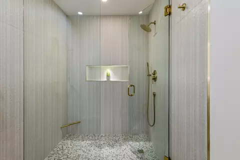 786 Montana Vista Dr, Palm Desert, CA 92211