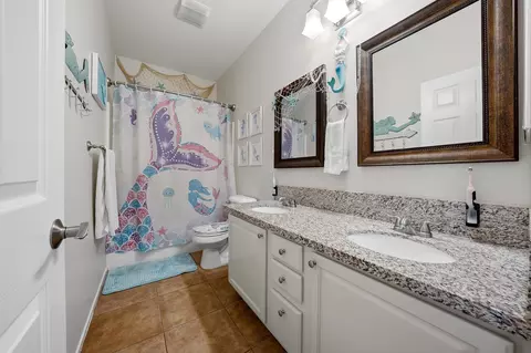 Bath - 80059 Peak Forest Dr, Indio, CA 92203 photo 1 of 4