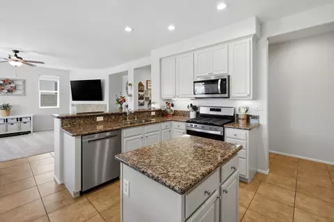 Kitchen - 80059 Peak Forest Dr, Indio, CA 92203 photo 2 of 4