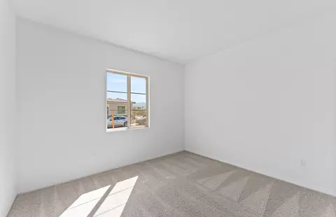 Bedroom - 39-660 Everglades Dr, Indio, CA 92203 photo 5 of 5