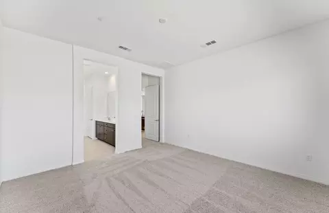 Bedroom - 39-660 Everglades Dr, Indio, CA 92203 photo 4 of 5
