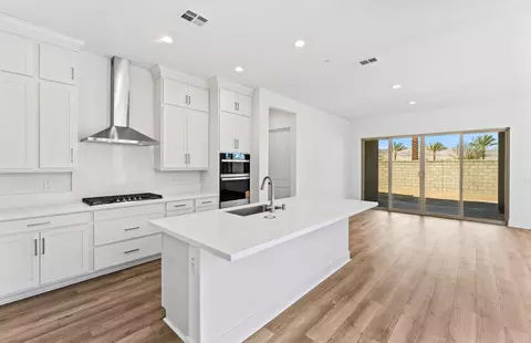 Kitchen - 39-820 Everglades Dr, Indio, CA 92203 photo 1 of 6