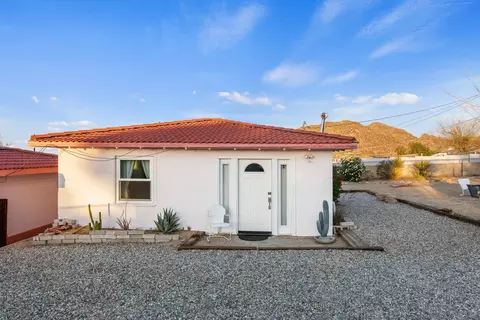 Exterior - 61815 Alta Vista Dr, Joshua Tree, CA 92252 photo 9 of 11